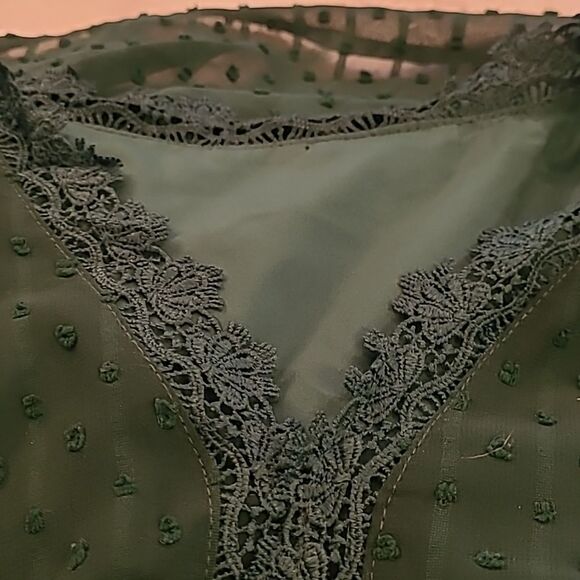 Forest green sz M sheer top, lined - Picture 7 of 11